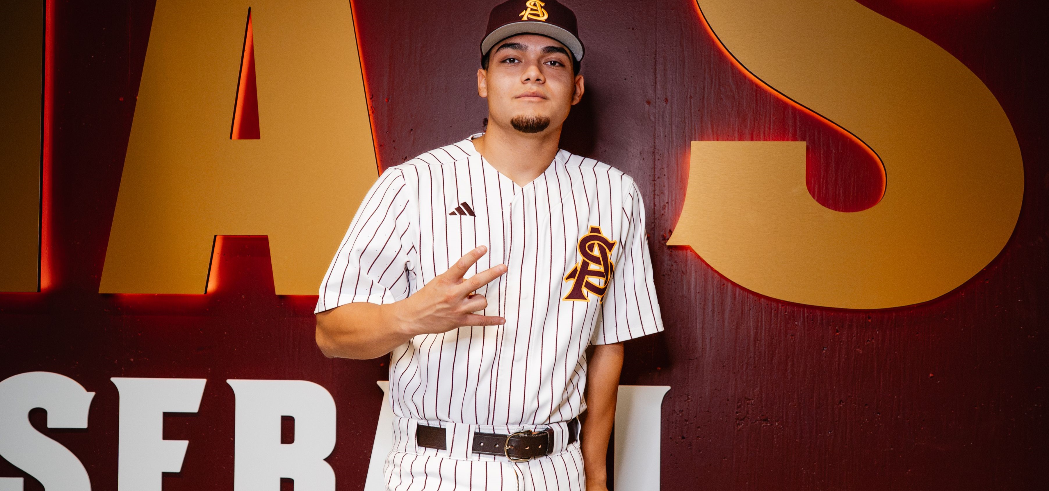 Adolfo