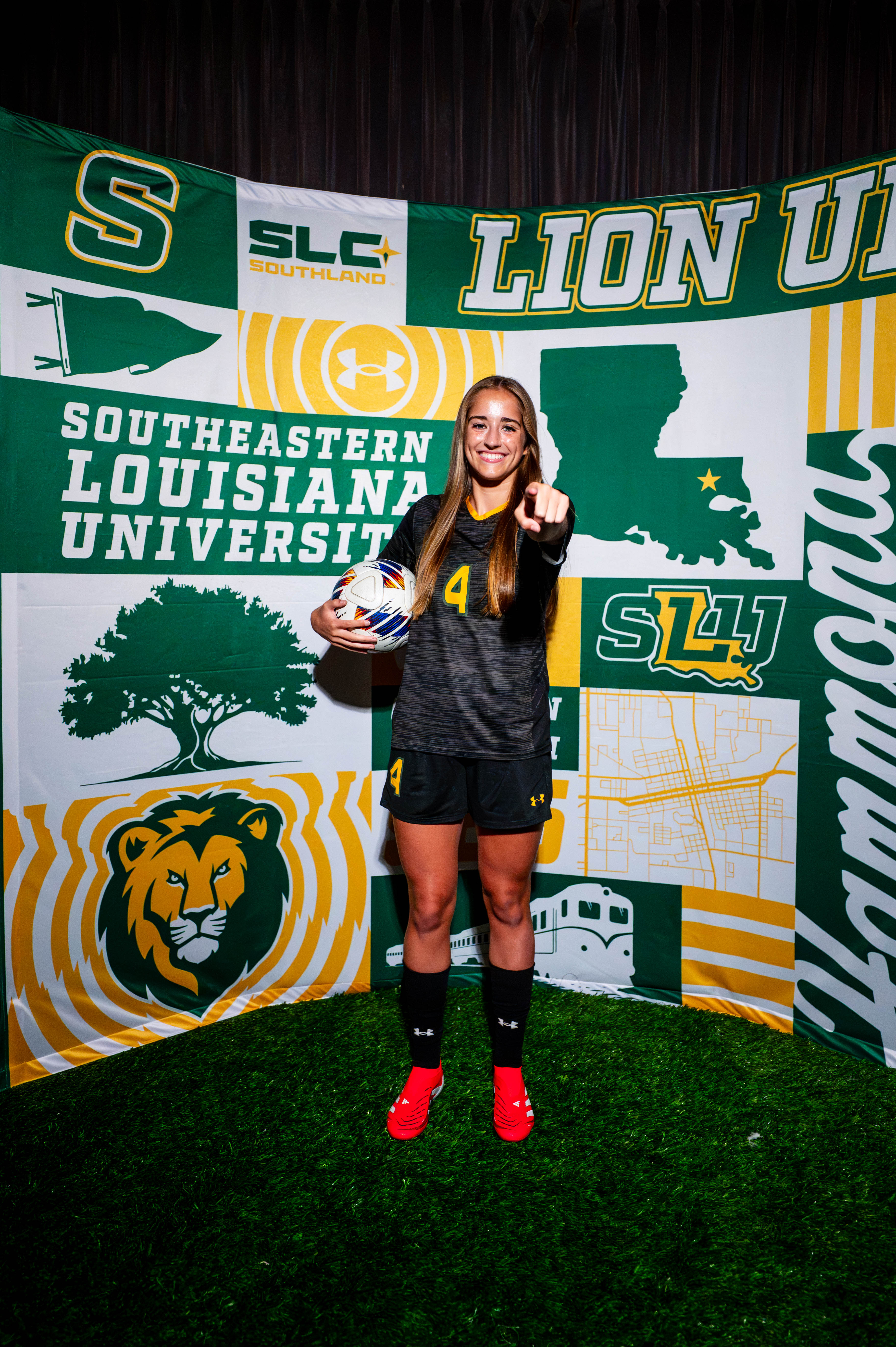 Alexandra Raylee Knight, Electro athlete