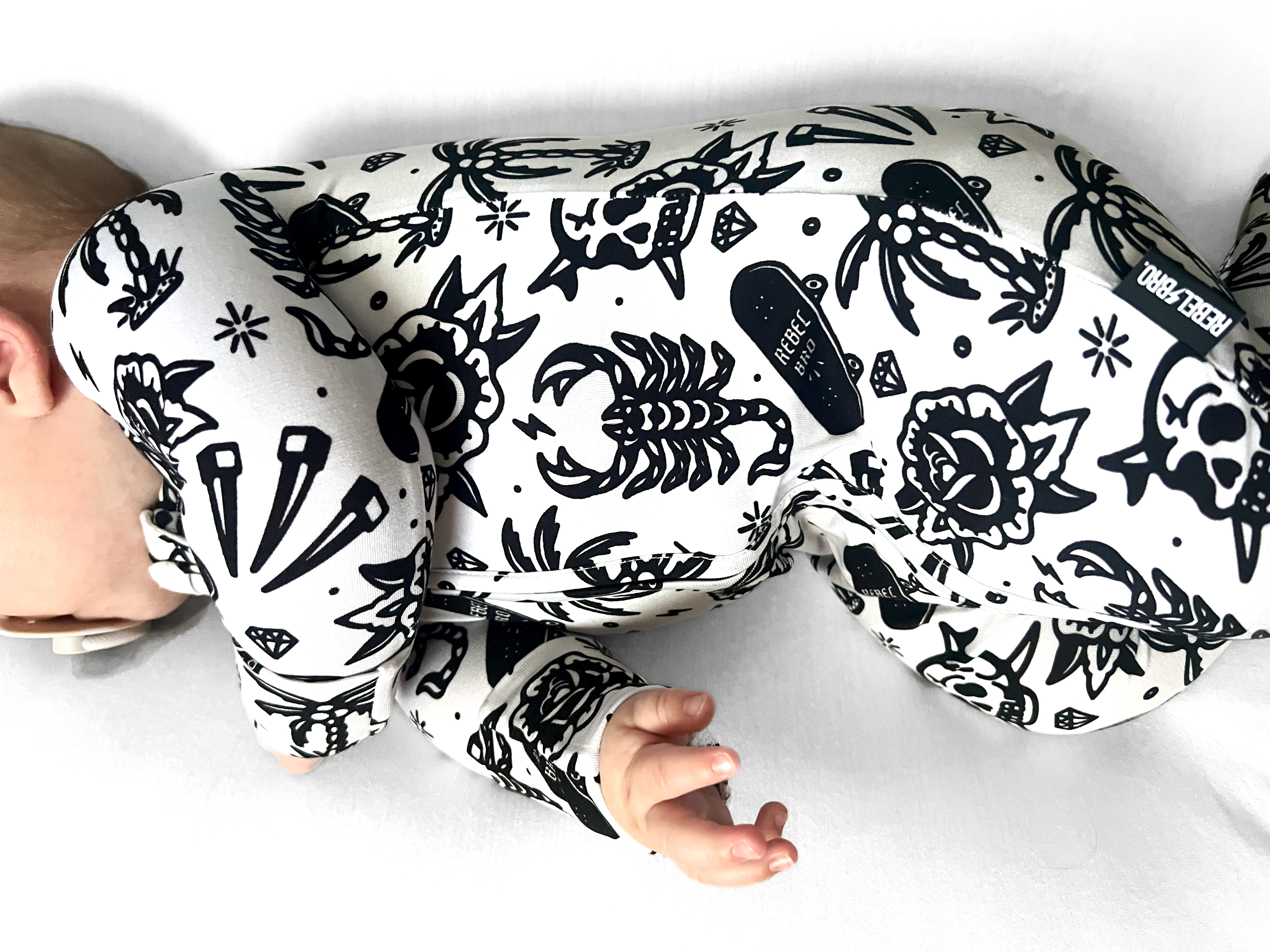 Bamboo Zippy Sleeper in Rebels In Paradise